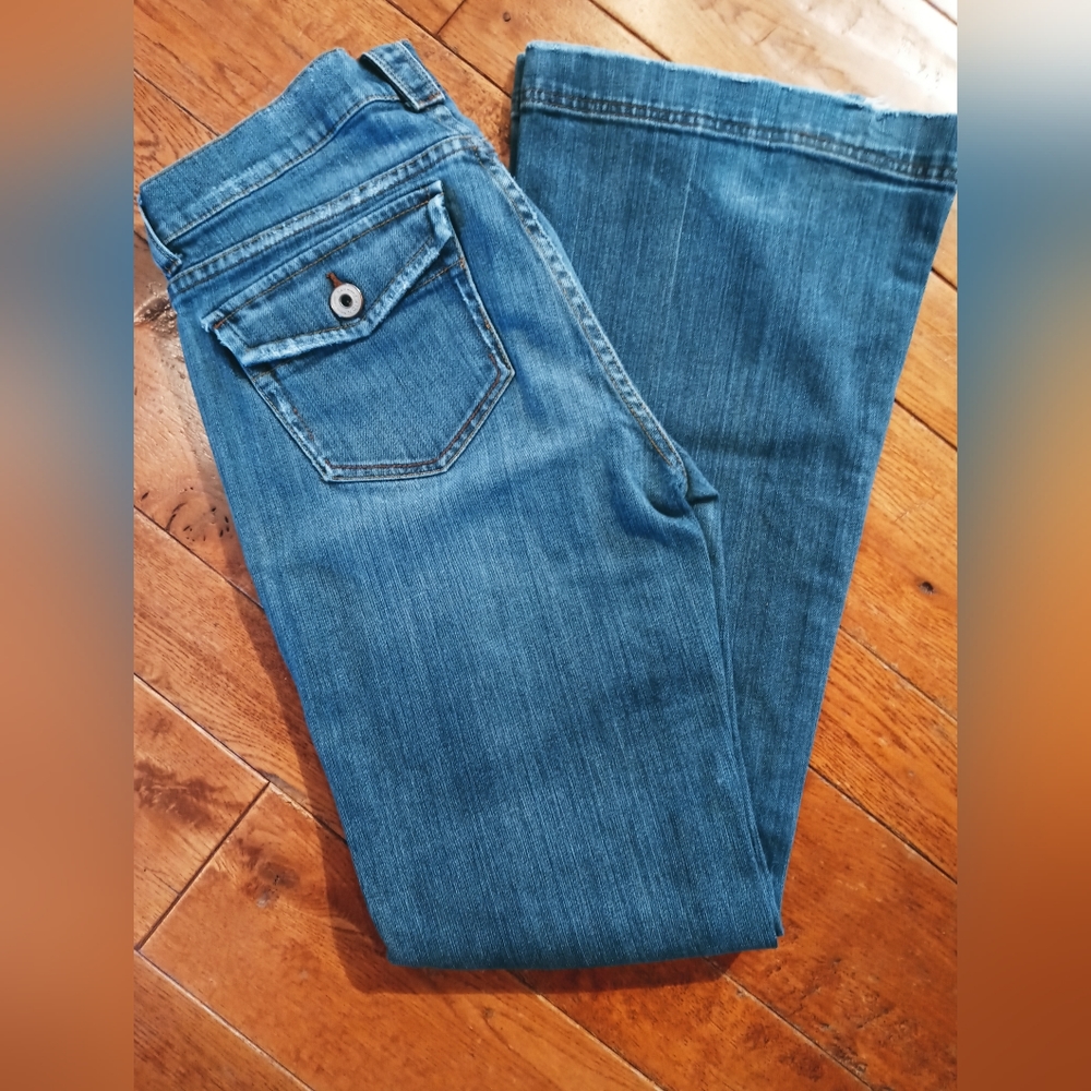 Noir Flare Jeans